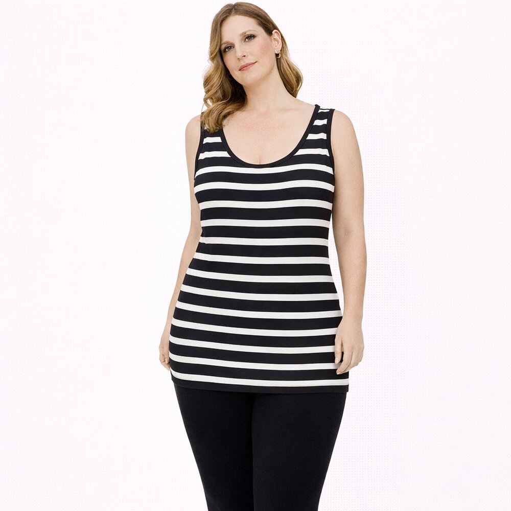 Women's tank dress black and white Size: M